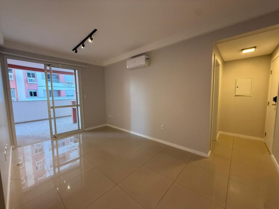 Apartamento - Venda - Barreiros - São José - SC