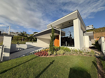 Casa Alto Padr�o � Venda